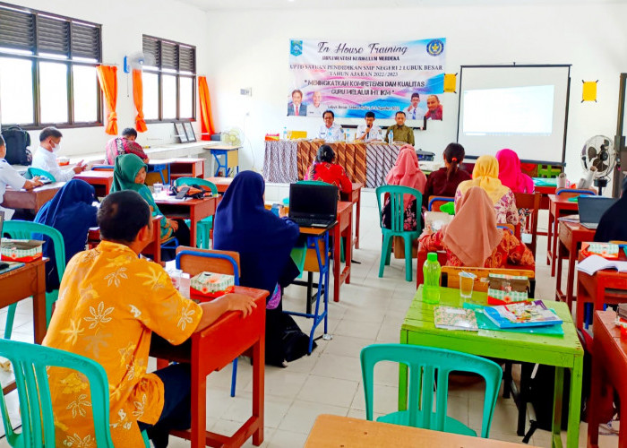 Hari Terakhir In House Training Implementasi Kurikulum Merdeka SMPN  2 Lubes Berjalan Sukses