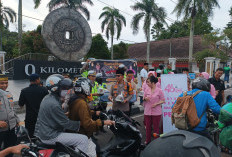 Polresta Pangkalpinang dan Bhayangkari Bagikan 150 Paket Takjil di Titik Nol Kilometer