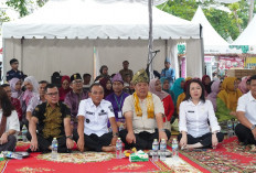 Lestarikan Tradisi Menyirih, Gubernur Hidayat Arsani Resmi Buka Festival Budaya Napak Sire 2026