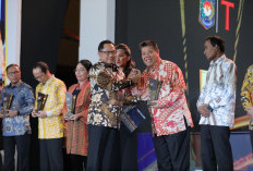 Sukses Benahi Sektor Ekonomi, Gubernur Hidayat Arsani Terima Penghargaan Tingkat Nasional