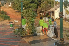Event Gebyar UMKM PWI Basel Berakhir, Pasukan Kuning DLH Bergerak Bersihkan Sisa Sampah
