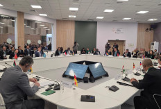 Menteri Hukum Supratman Andi Agtas Sampaikan Capaian Posbankum di Legal Forum Rusia