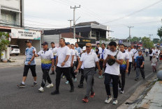 Imigrasi Pangkalpinang Turut Meriahkan Jalan Sehat dan Senam Bersama Hari Bakti Kementerian Imipas Ke-1