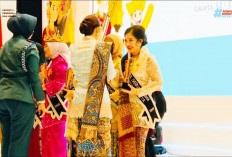 Bunda PAUD Bangka Barat Evi Astura Dapat Penghargaan Nasional