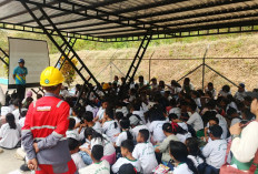Semangat Sumpah Pemuda, PLN UPK Flores Kenalkan Energi Bersih kepada Generasi Muda