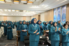 Puncak Peringatan HKG ke-54 PKK di Belitung, Noni Hidayat Ajak Kader PKK se-Babel Fokus ke Tiga Hal Ini