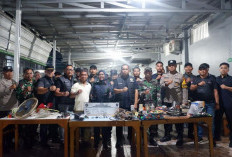 Lapas Narkotika Pangkalpinang Gelar Razia Gabungan, Temukan HP Ilegal hingga Senjata Tajam   