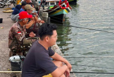 Dermaga Gantong Jadi Surga Mancing di Beltim, Hobi hingga Tambah Penghasilan