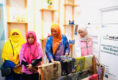 PLN Bangka Belitung Serahkan Bantuan Alat Produksi dan Sertifikat Halal untuk UMK Binaan