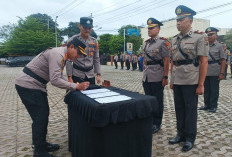 Kombes Pol Max Pimpin Sertijab Tiga Perwira Polresta Pangkalpinang