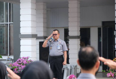 Kanwil Kemenkum Babel Gelar Apel Pagi dan Penyerahan Sertifikat Pegawai Teladan