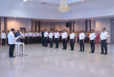 Gubernur Babel Lantik Delapan Pejabat Pimpinan Tinggi Pratama, Tekankan Integritas dan Percepatan Kinerja