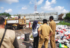​Atasi Penumpukan, DLH Bangka Kerahkan Tiga Armada Pengangkut Sampah ke Belinyu