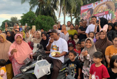 Ratusan Warga Antusias Ikuti Lomba Makan Durian Bersama Honda Babel