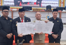 Kanwil Kemenkum Babel Hadiri Rapat Paripurna DPRD Babel, Dua Ranperda Disetujui Menjadi Perda