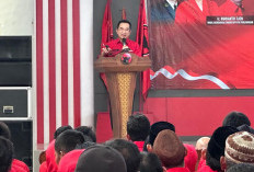 Rudianto Tjen: Pengurus Ranting PDI Perjuangan Harus Dikenal karena Pengabdiannya