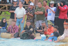 Pemkab Bangka Barat  Bantu Warga Lestarikan Sedekah Kapuong
