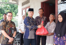 Peduli Lingkungan Sekitar, Lapas Narkotika Pangkalpinang Salurkan Bantuan Sosial