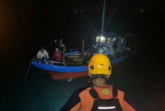 Mesin Mati Akibat BBM Tercampur Air, 9 Nelayan Termasuk Bocah 10 Tahun Terombang-ambing di Laut Rebo