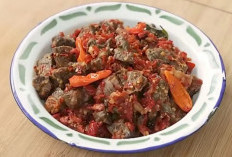 Jeroan Banyak Saat Kurban, Bikin Sambal Paru Aja