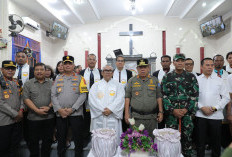 Pastikan Natal 2025 Aman dan Damai, Gubernur Hidayat Arsani Turun Langsung Tinjau Gereja dan Pos Pengamanan