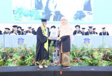 Hadapi Dinamika Global, Rektor UBB Prof. Ibrahim Minta Wisudawan Miliki Daya Adaptif