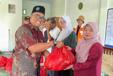 Jelang Idul Adha, Lazismu Bangka Salurkan 42 Paket Sembako untuk Warga dan Guru AUM
