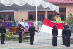 Peringatan Hardiknas 2026, Bupati Fery: Guru Tidak Hanya Mengajar, tapi Mendidik
