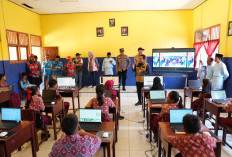 PLN UIW Babel Perkuat Literasi dan Digitalisasi Media Pembelajaran di SDN 01 Lepar Melalui Program TJSL       