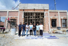 Dukung Perluasan Masjid di Temberan, PT Timah Tbk Serahkan Bantuan untuk Masjid Al Hikmah 