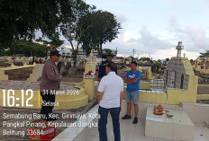 Siaga Cheng Beng, Polsek Bukit Intan Awasi Ziarah Kubur di TPU Yayasan Sentosa Pangkalpinang   