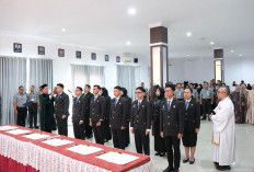 Kakanwil Kemenkum Babel Melantik 11 Pegawai Negeri Sipil dan Jabatan Fungsional