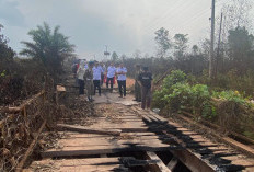 Jembatan Kayu Desa Mapur Diduga Sengaja Dibakar OTK, Pemkab Lapor ke Polisi