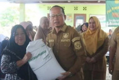 Pemkab Bangka Tengah salurkan 16,89 ton beras kepada 563 KPM