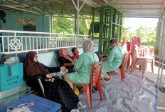 Donor Darah dan Pemeriksaan Kesehatan Warnai Peringatan Isra' Mi'raj Masjid Al Maghfiroh Air Ruai