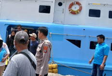 Polsekwas Pangkalbalam Pantau Kedatangan dan Keberangkatan Kapal Express Bahari 