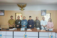 Kanwil Kemenkum Babel dan DPRD Bahas Harmonisasi Ranperda Penyelenggaraan Ketenagakerjaan