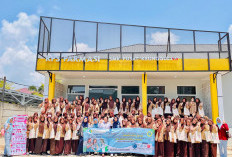 70 Siswi SMK Negeri 5 Pangkal Pinang Dibekali Edukasi Kanker Leher Rahim
