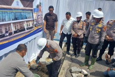 Kombes Pol Max Lakukan Peletakan Batu Pertama Gedung Sat Lantas dan Musala Nurraliza Polresta Pangkalpinang