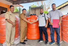 PT Timah Berkolaborasi dengan BPBD Bangka Barat Hadirkan Tangki Air Bersih bagi Warga 