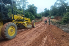 TMMD di Desa Penutuk Sudah Sampai Tahapan Pemadatan Jalan Untuk Pengerjaan Fisik 
