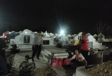 Terjunkan 45 Personel, Kapolresta Max Pimpin Langsung Pengamanan Puncak Cheng Beng di Pemakaman Sentosa