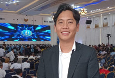 Ikut Bangga UBB Terus Berkembang, Agam DPRD Babel Ngaku Ingin Jadi Dosen