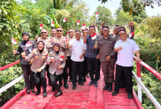 Bupati Fery Insani Resmikan Jembatan Merah Putih Desa Air Ruai Pemali   