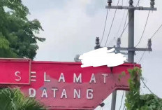 Tukang Cat Gapura Toboali Tersengat Listrik, Videonya Mengerikan