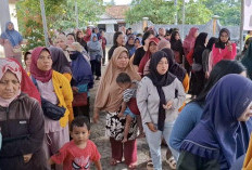 Jelang Idul Adha, 1.000 Paket Sembako Murah di Riding Panjang Diserbu Warga