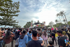 Honda AT Family Day Hadir di Pantai Pasir Kuning Templang, Dimeriahkan Perang Ketupat dan Konser Musik