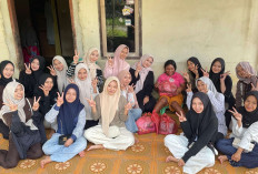 Bangun Awareness Celebral Palsy, Sayap Cinta dan PKKMB Poltekkes Pangkalpinang Salurkan Donasi ke 12 Anak CP