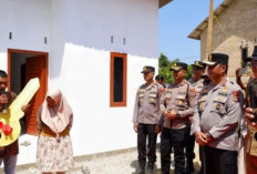 Polda Babel Resmikan Pembangunan Rumah Bagi korban Kebakaran di Mentok