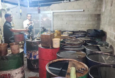 ​Polda Babel Bongkar Penimbunan 8 Ton Solar Subsidi di Babar, 3 Pelaku Ditangkap